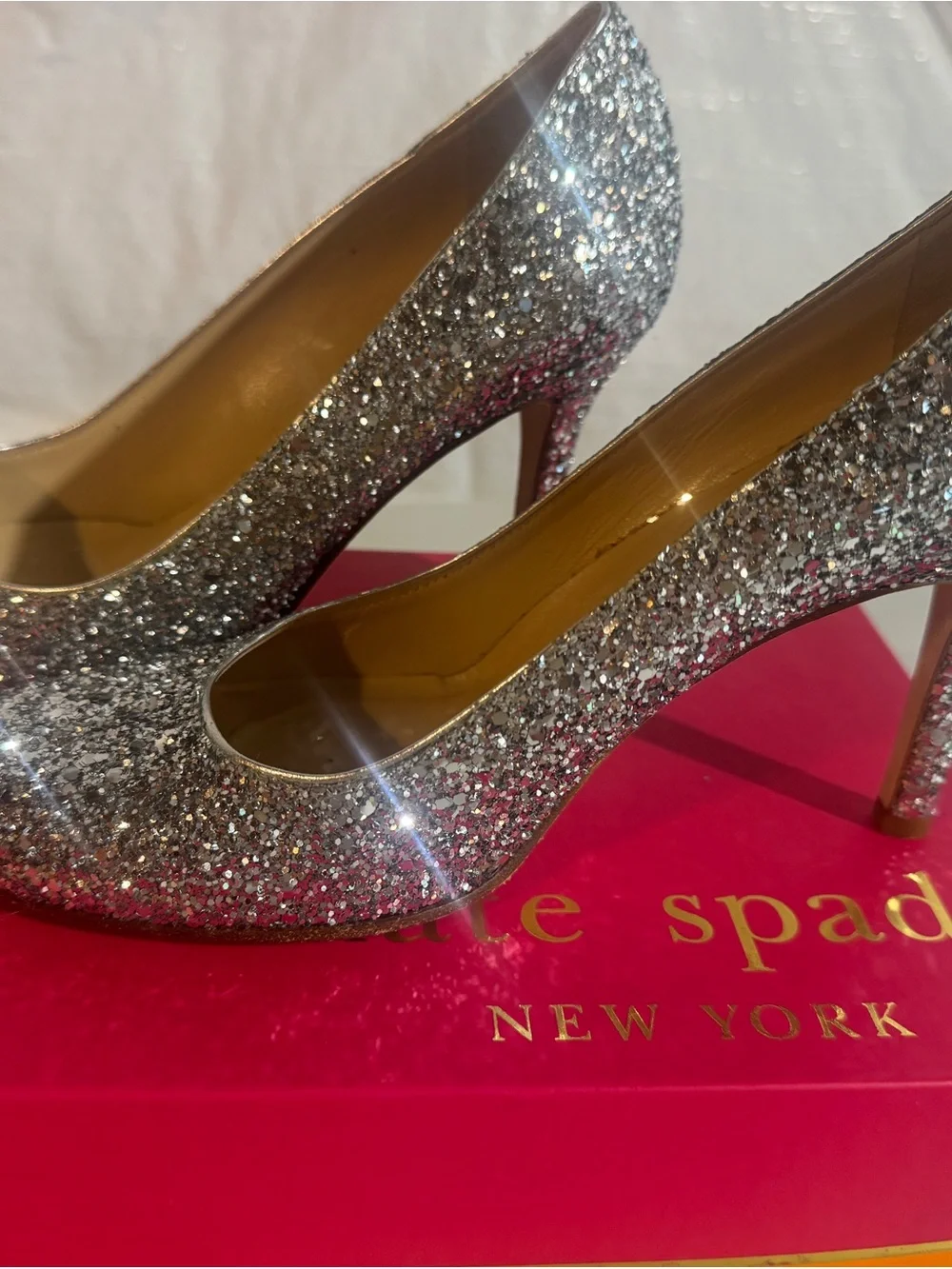 Kate Spade Silver Glitter Karolina heel 6.5
